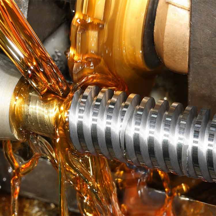 Neat Cutting Oil: Optimal Lubrication for Precise Metal Machining Operations